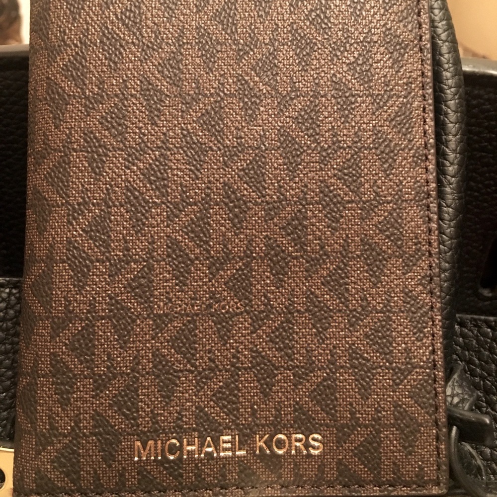 COPY - Michael Kors Passport Holder